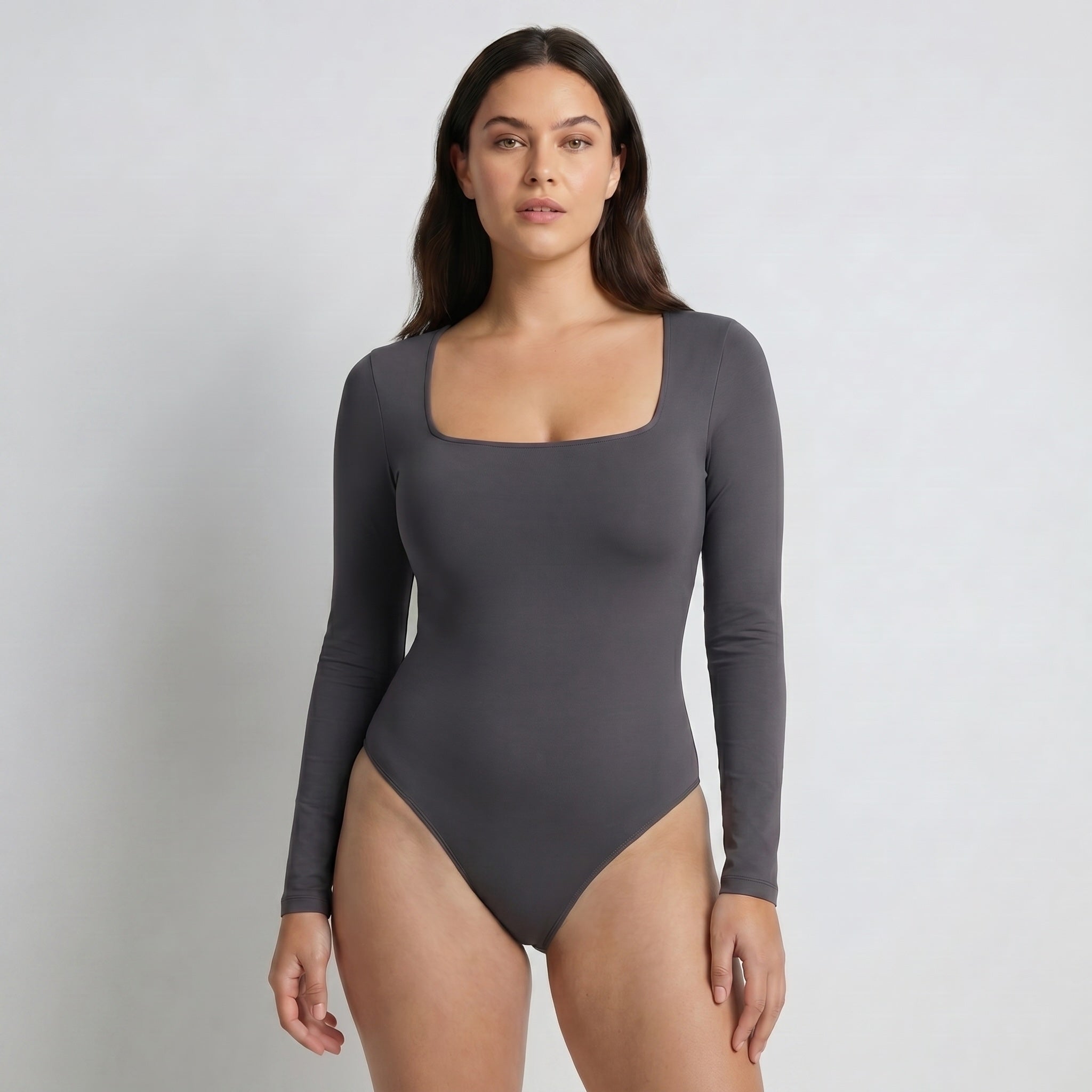Body Cuadrado Manga Larga Gris Oscuro Talla Grande