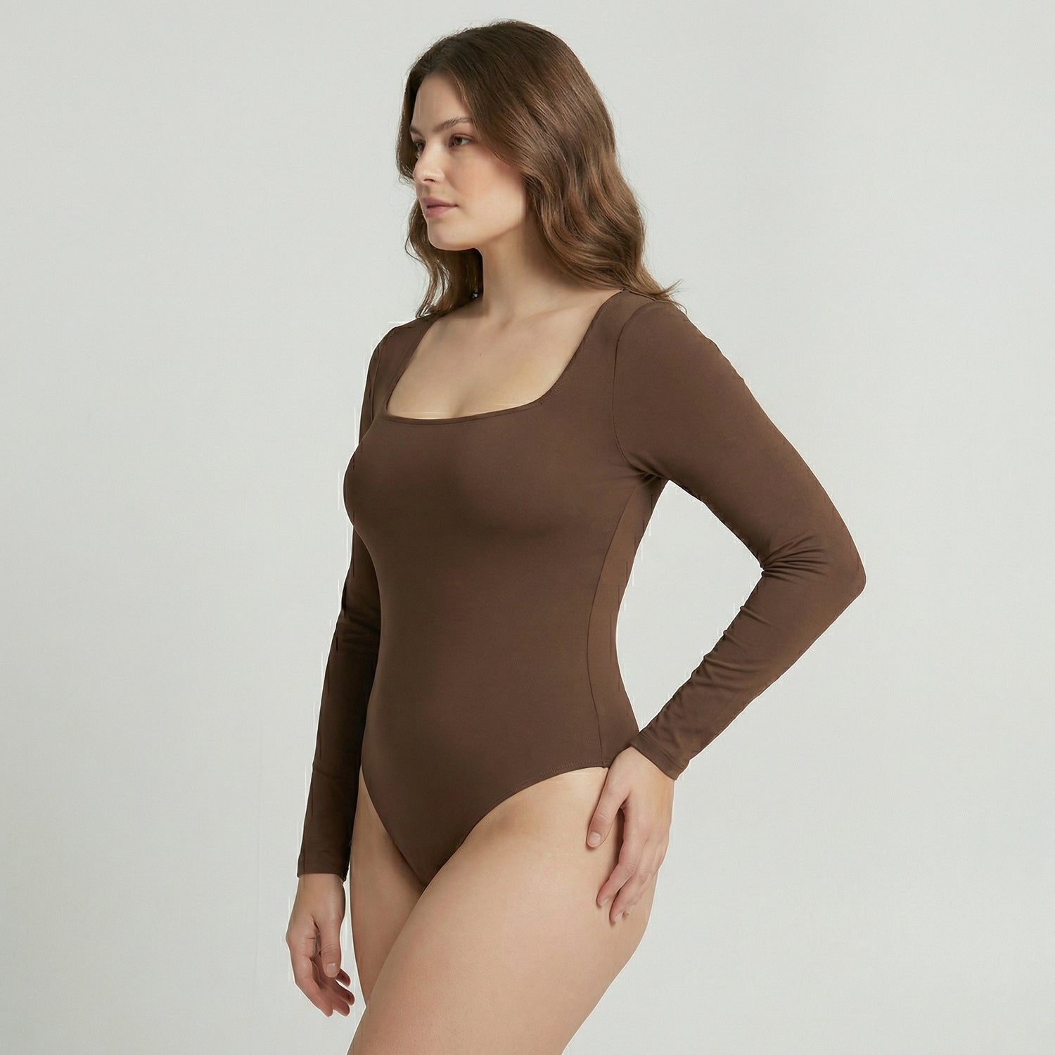 Body Cuadrado Manga Larga Café Talla Grande