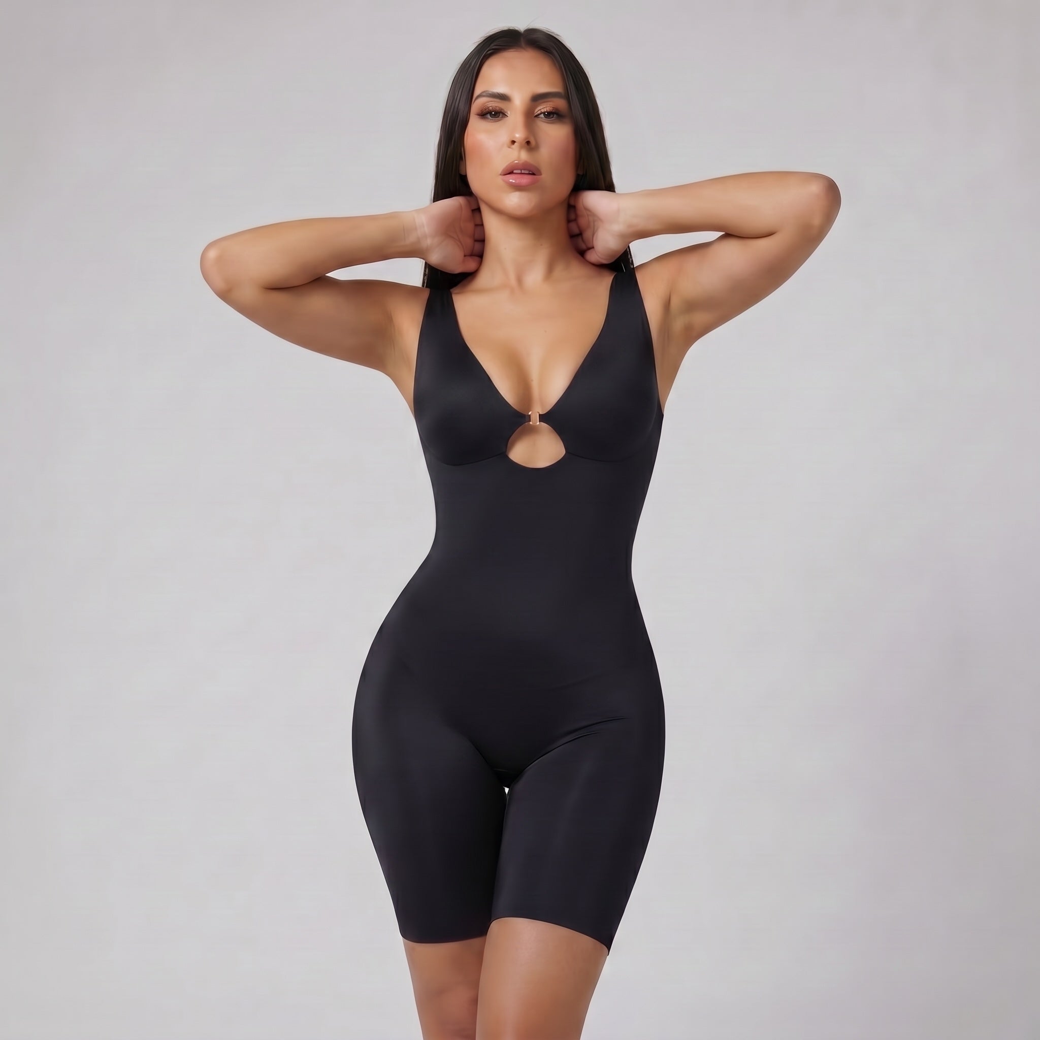 Body Short Moldeador con Abertura Frontal Negro